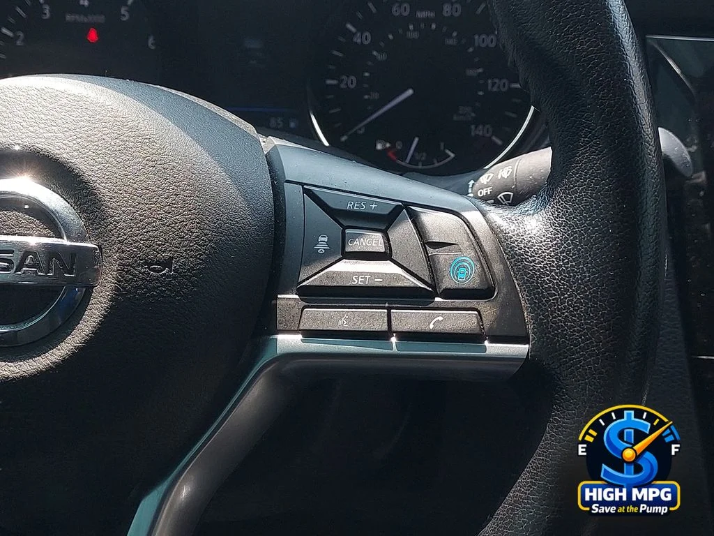Used 2022 Black Nissan SV image 16