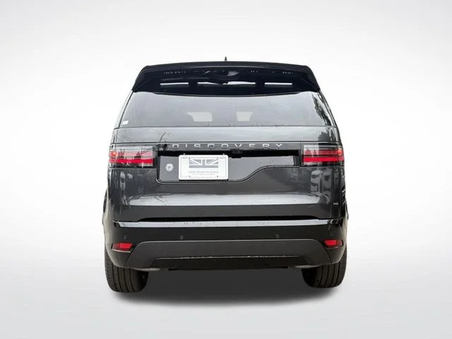 New 2026 Carpathian Grey Land Rover Dynamic SE image 7