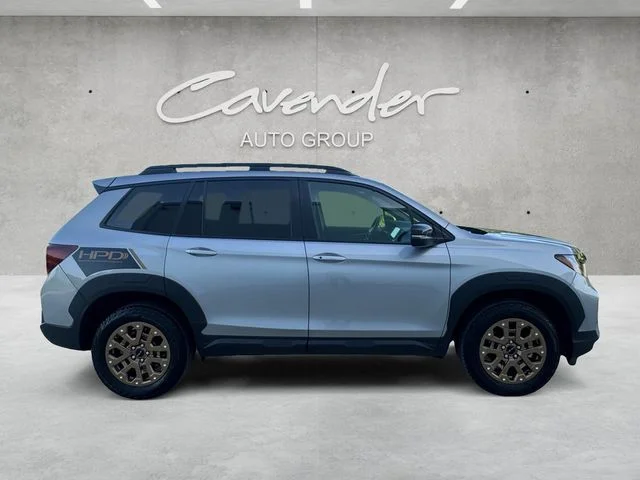 Used 2023 Silver Honda TrailSport image 17