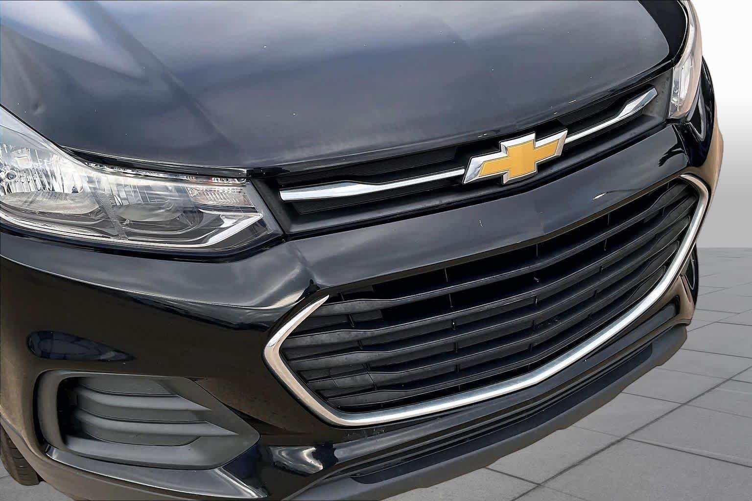 Used 2019 Mosaic Black Metallic Chevrolet LS image 27