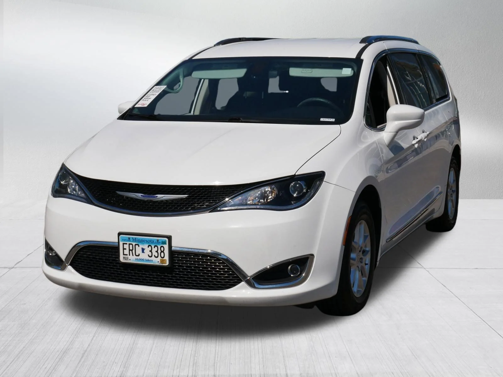 Used 2020 Chrysler Pacifica Touring L with VIN 2C4RC1BG0LR141756 for sale in Brooklyn Park, Minnesota