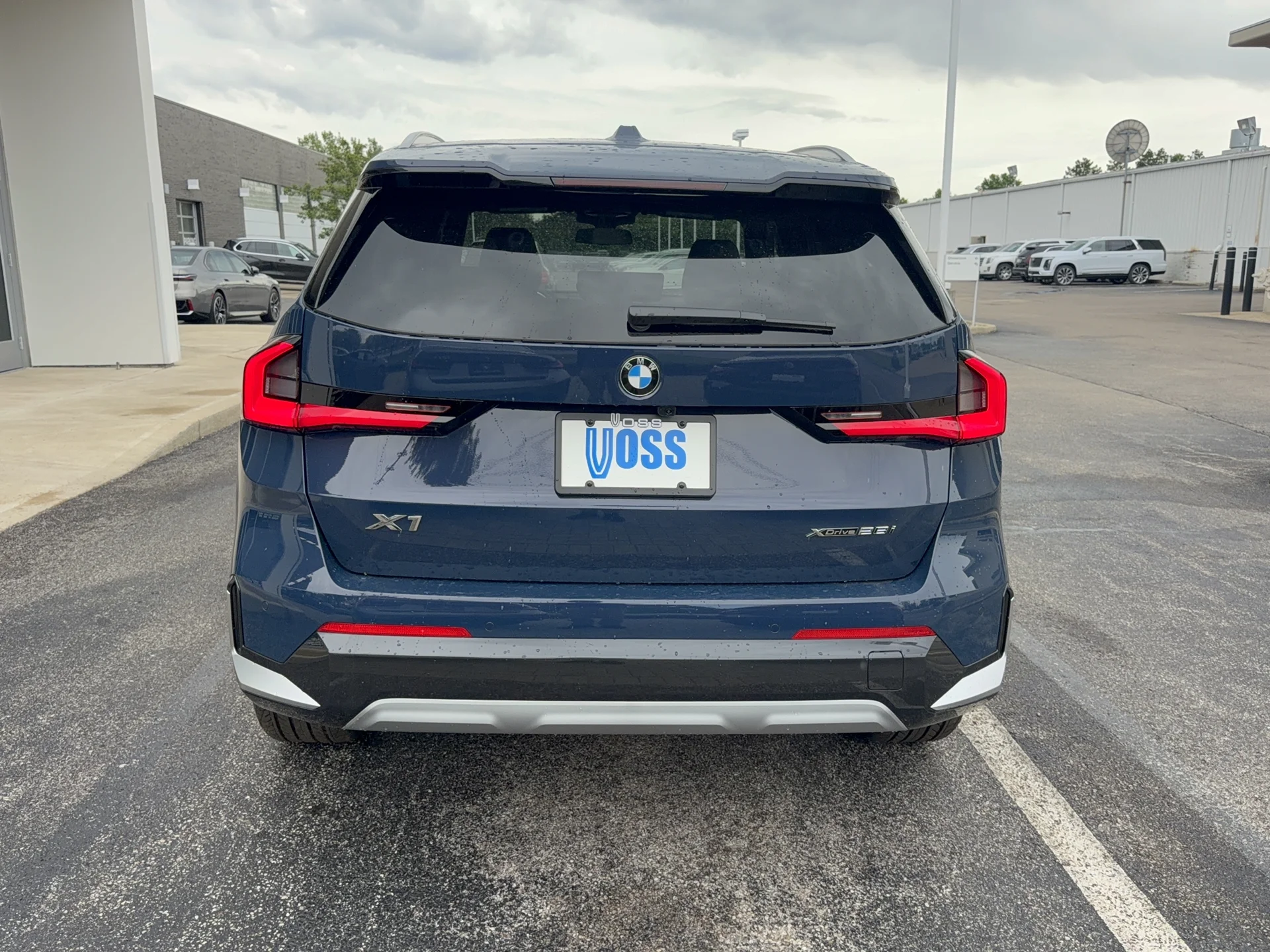 New 2026 Night Dusk Blue Metallic BMW xDrive28i image 4
