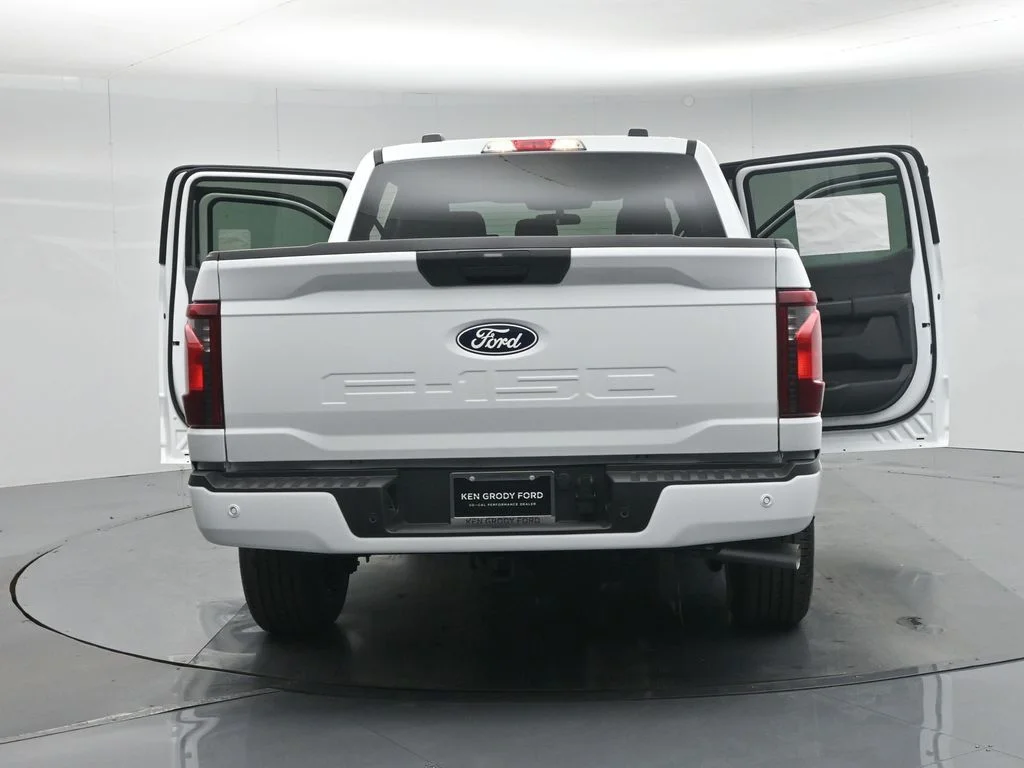 New 2026 Oxford White Ford STX image 21