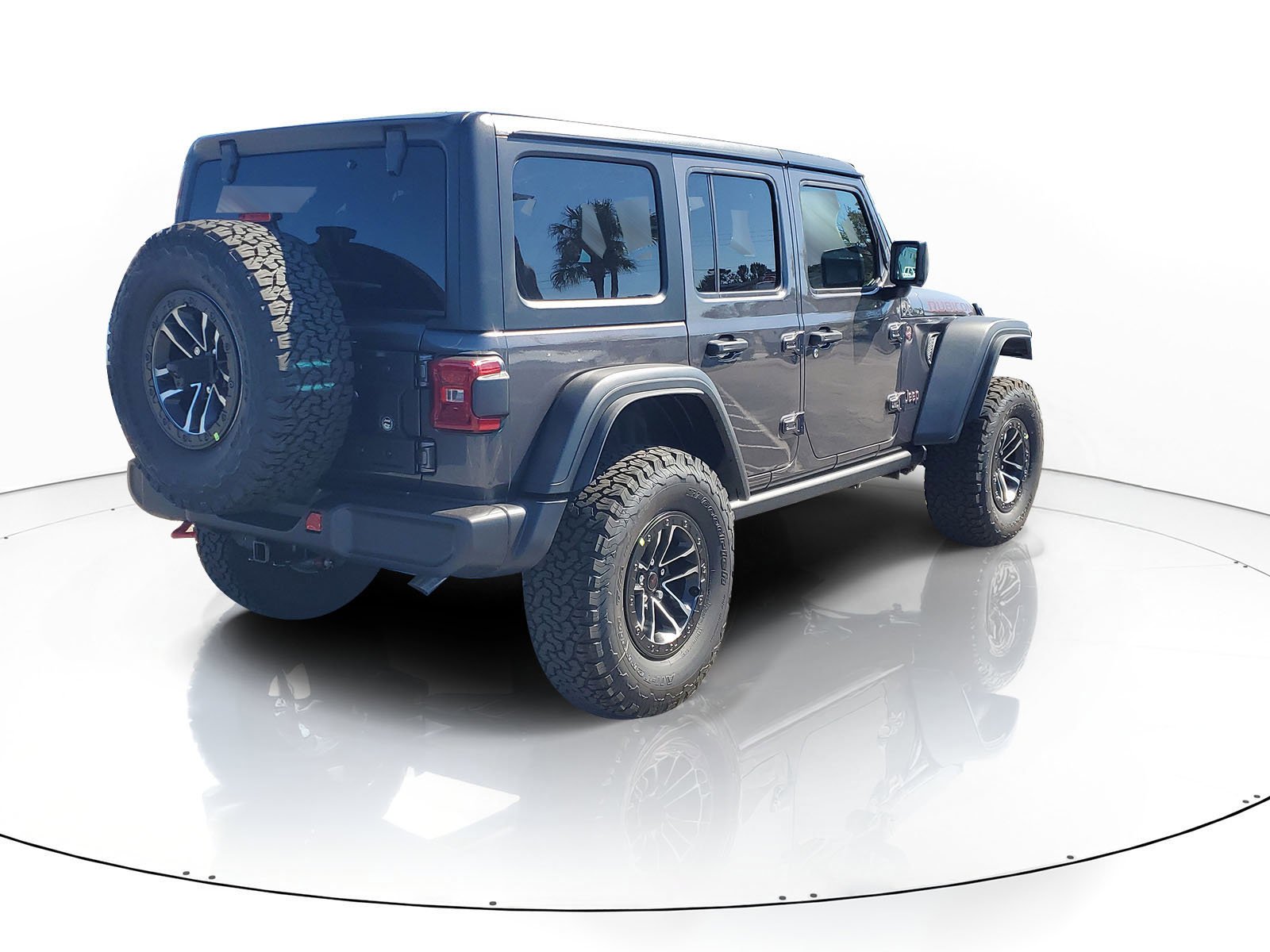 New 2026 Granite Crystal Metallic Clear-Coat Exterior Paint Jeep Rubicon image 3