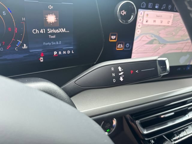 2027 Chevrolet Traverse LT - Photo 24