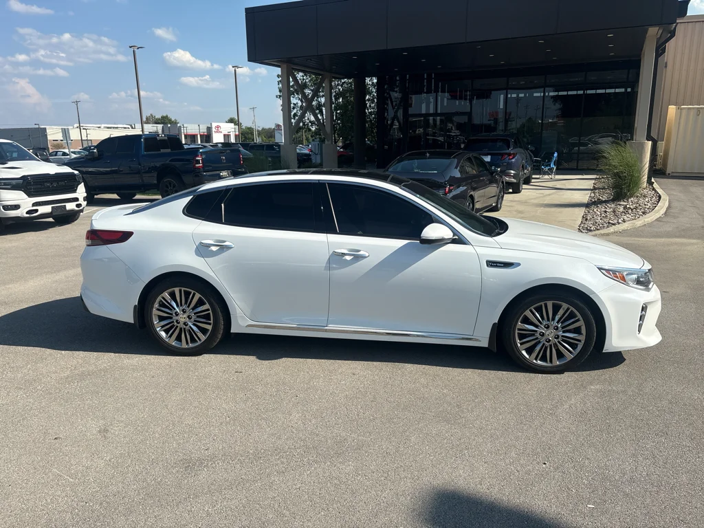Used 2016 Snow White Pearl Kia SXL Turbo image 8