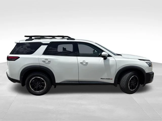 Used 2024 White Nissan Rock Creek image 9