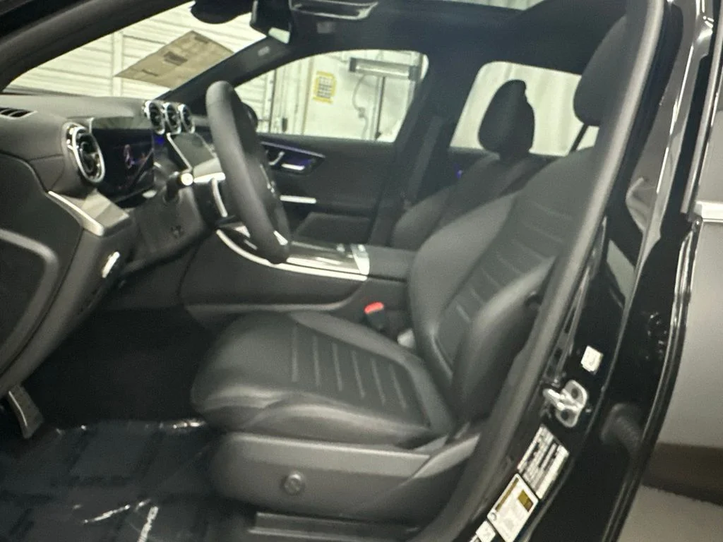 New 2026 Black Mercedes-Benz GLC 300 image 19