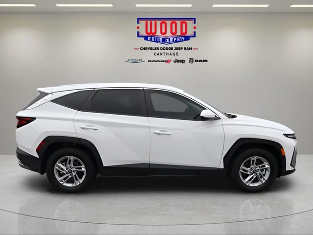 Used 2026 White Pearl Hyundai SE image 2