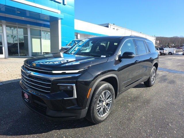 2025 Chevrolet Traverse LT FWD