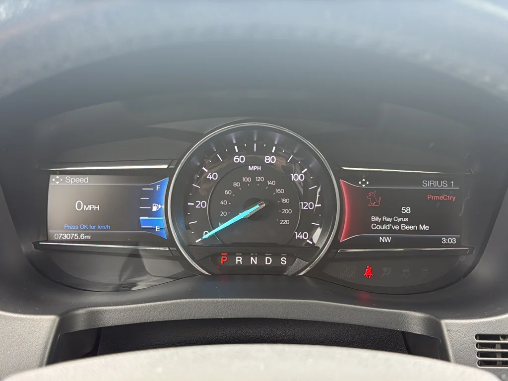 Used 2018 Black Ford XLT image 12