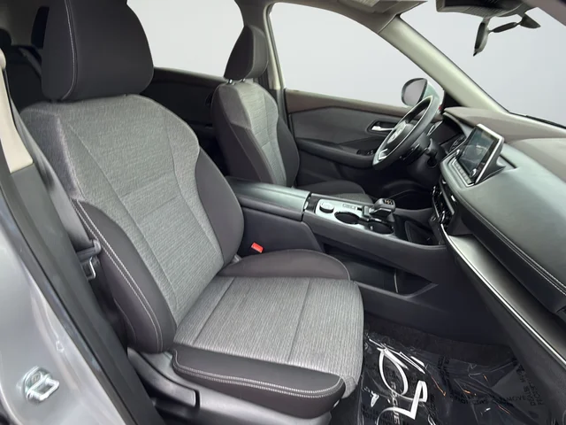 Used 2023 Silver Nissan SV image 26