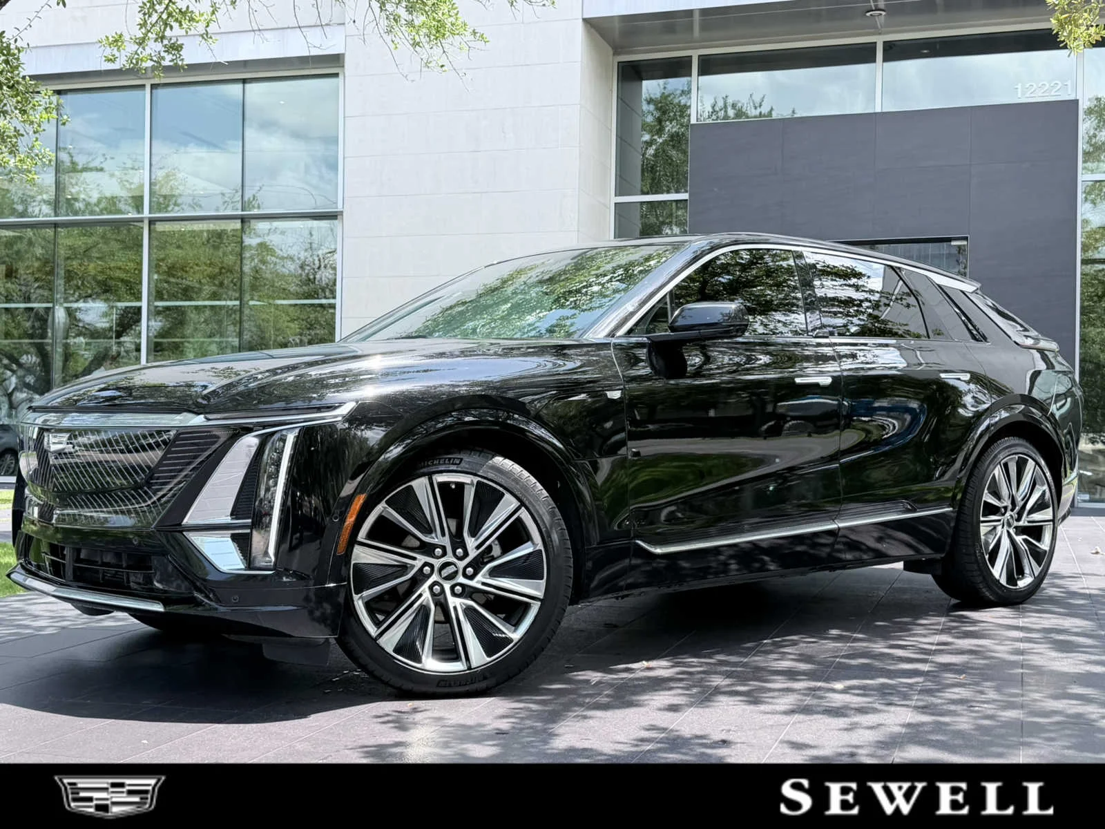 2023 Cadillac Lyriq Luxury RWD's photo