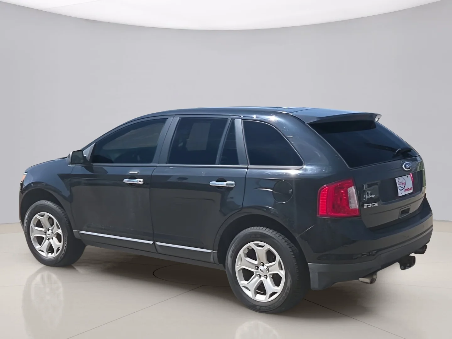 Used 2011 Black Ford SEL image 3