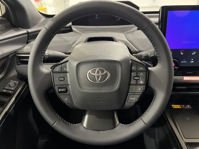 2026 Toyota bZ XLE - Photo 12