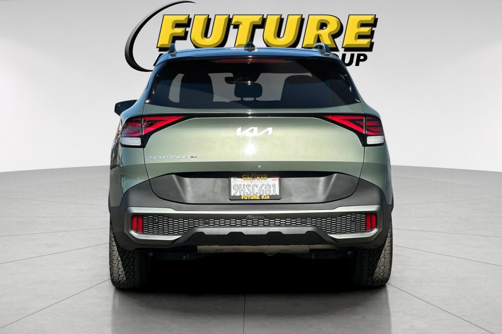 Used 2024 Green Kia X-Pro Prestige image 5