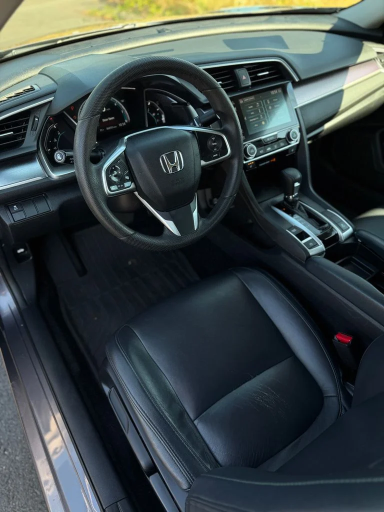 Used 2016  Honda EX-T image 24
