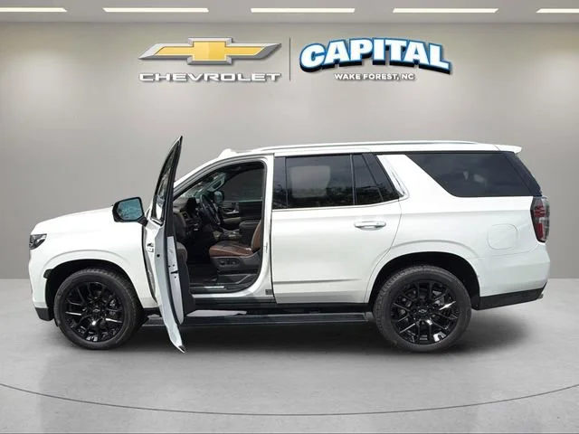 Used 2021 IRIDESCENT PEARL TRICOAT Chevrolet High Country image 9