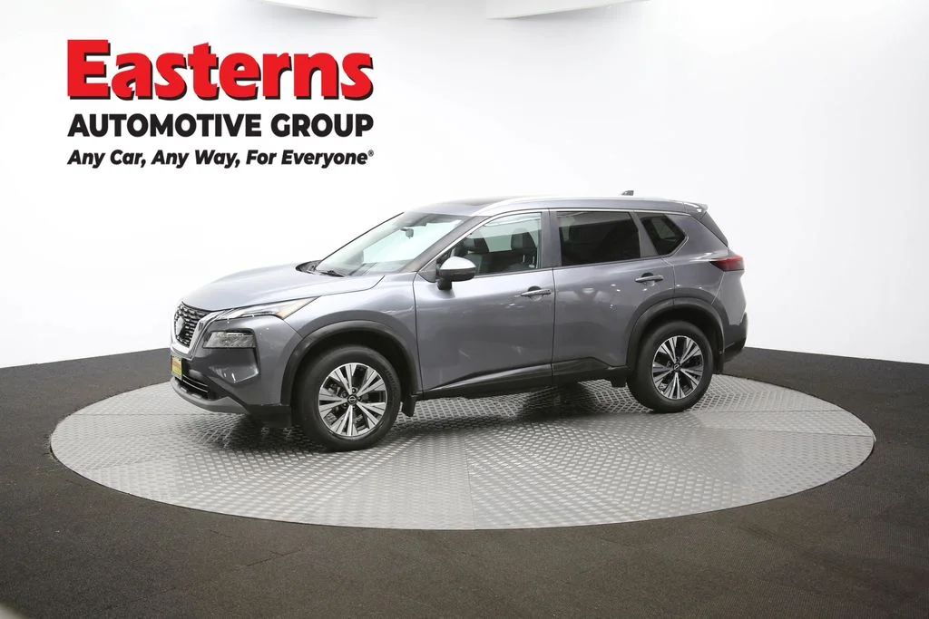 Used 2022 Gray Nissan SV image 56