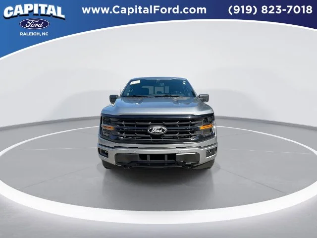Used 2024 Silver Ford XLT image 3