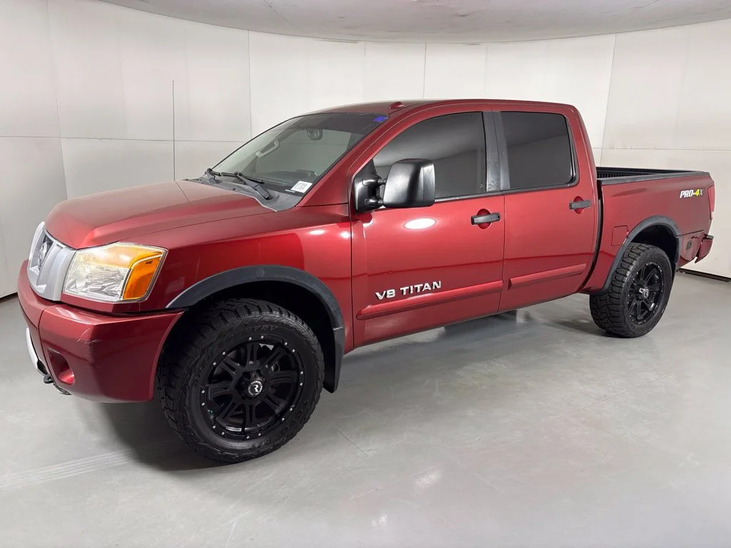 Used 2013 Red Nissan PRO-4X image 4