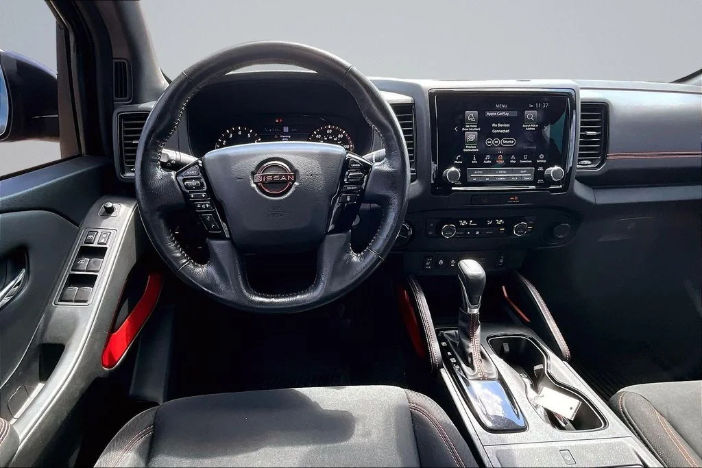 Used 2022 Red Nissan PRO-4X image 5