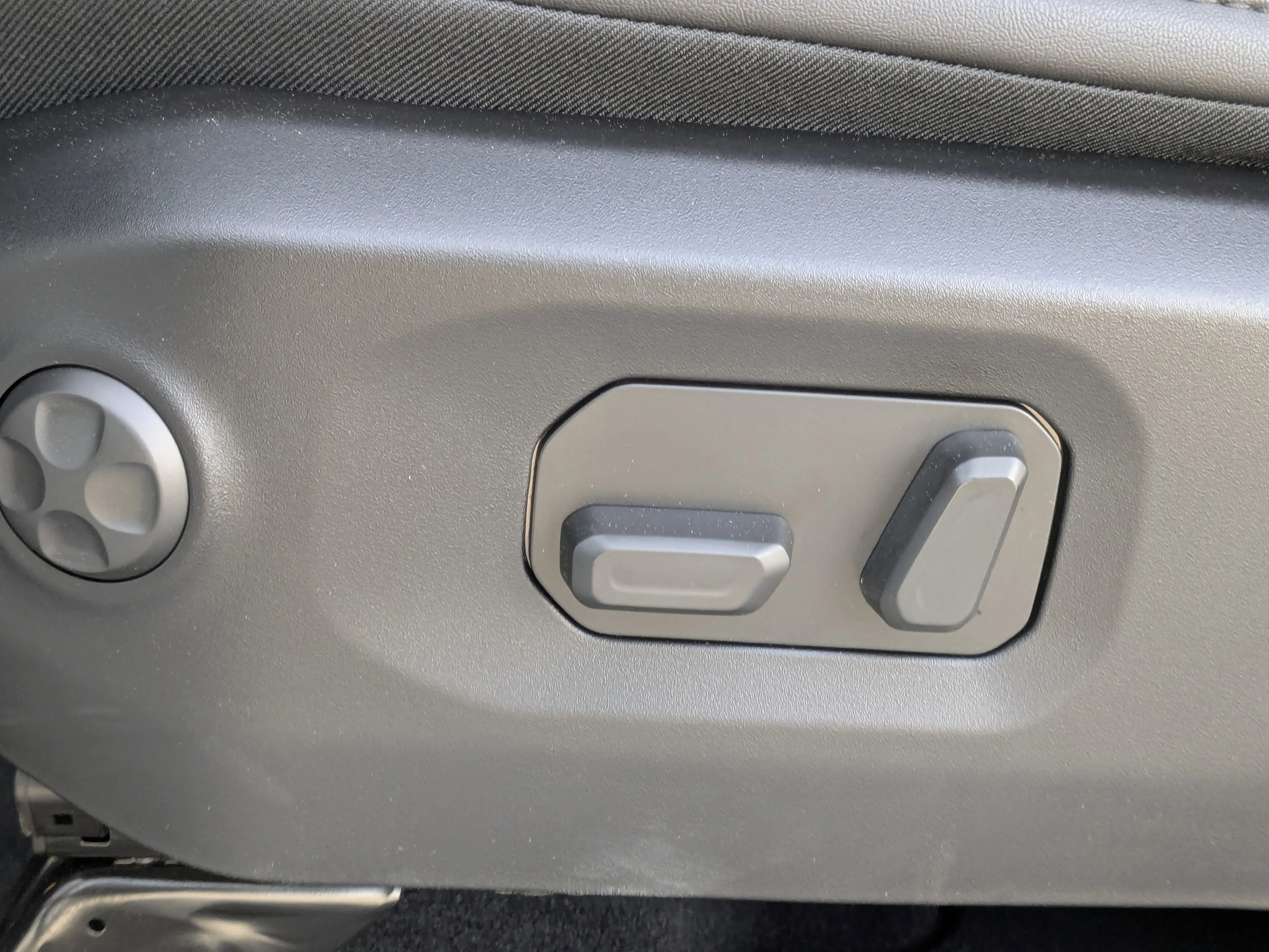 New 2026 White Jeep Rubicon - - Nappa Lthr - 3-Pc Hard Top - 8-Spd Auto - Safety Grp - Conv Grp & More! image 14