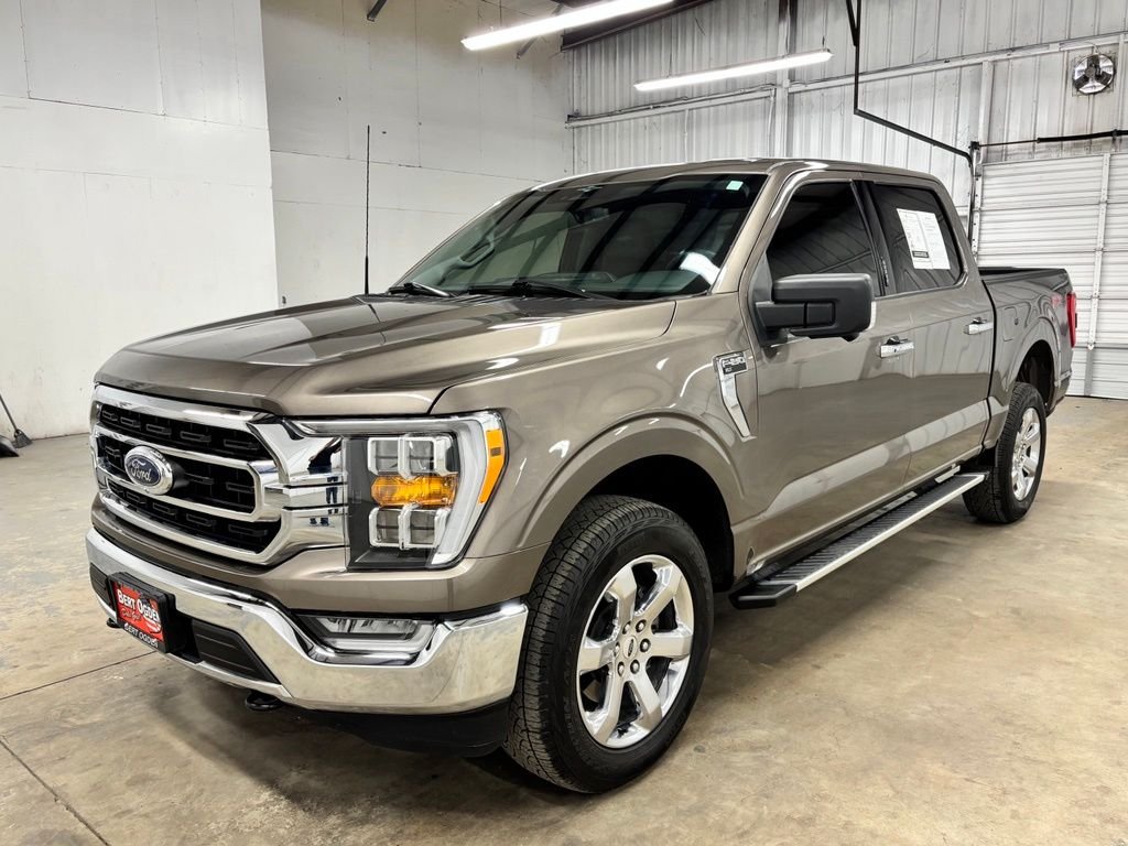 Used 2023 Gray Ford XLT image 3