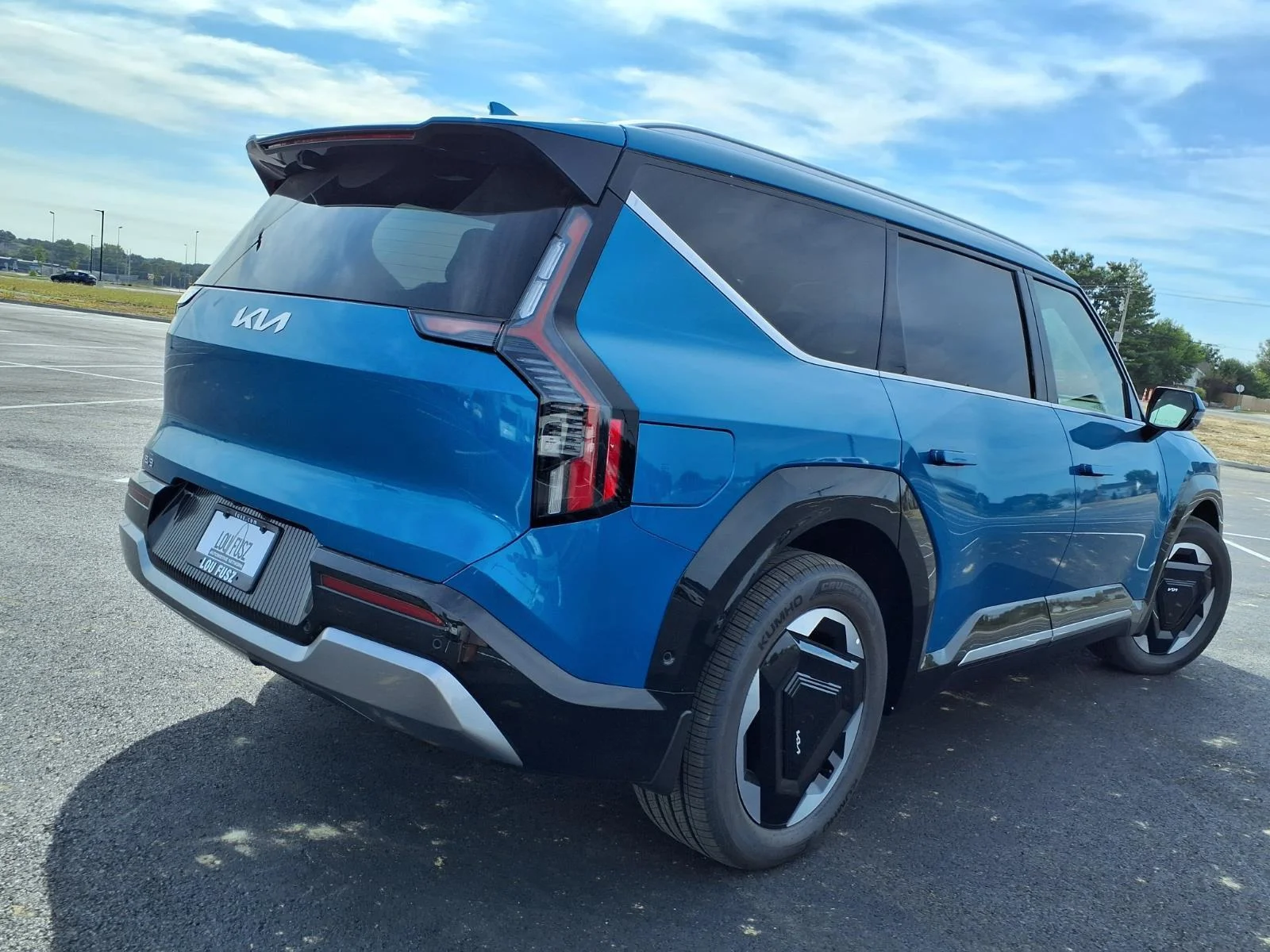 New 2026 Ocean Blue Kia Land image 25
