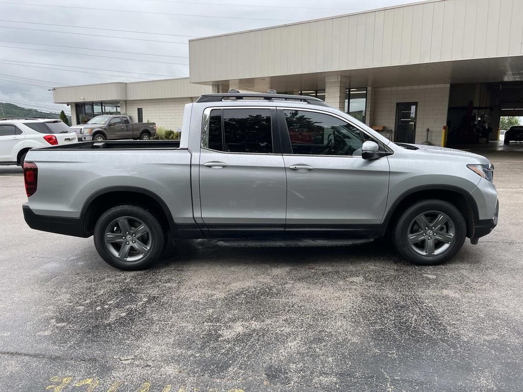 Used 2023 Silver Honda RTL image 2
