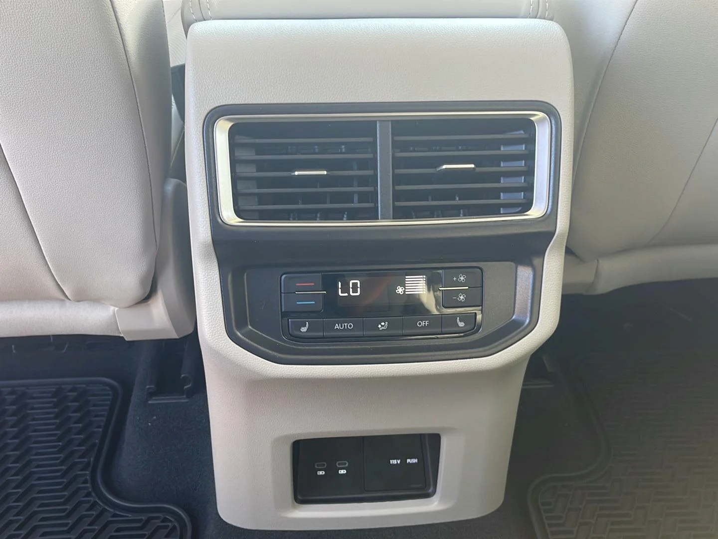 New 2026 Deep Black Pearl Volkswagen 2.0T SEL image 16