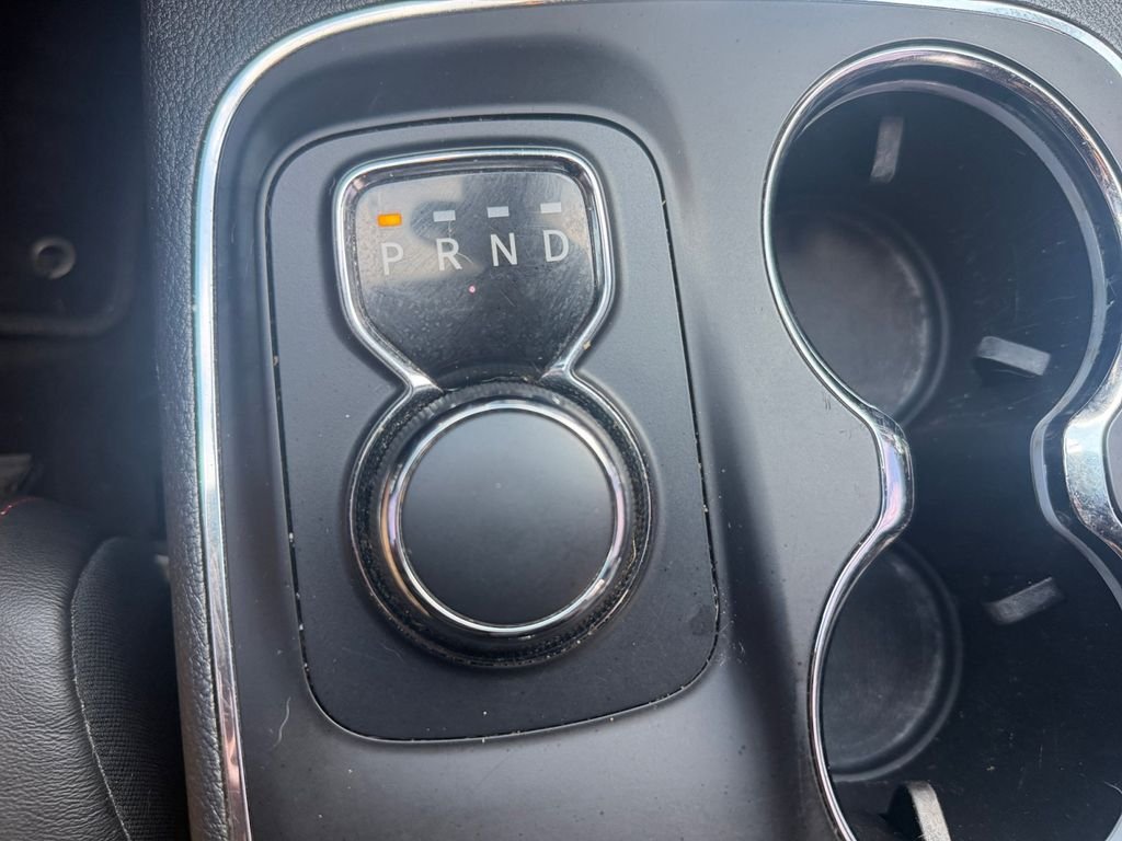 Used 2015 Silver Dodge R/T image 32