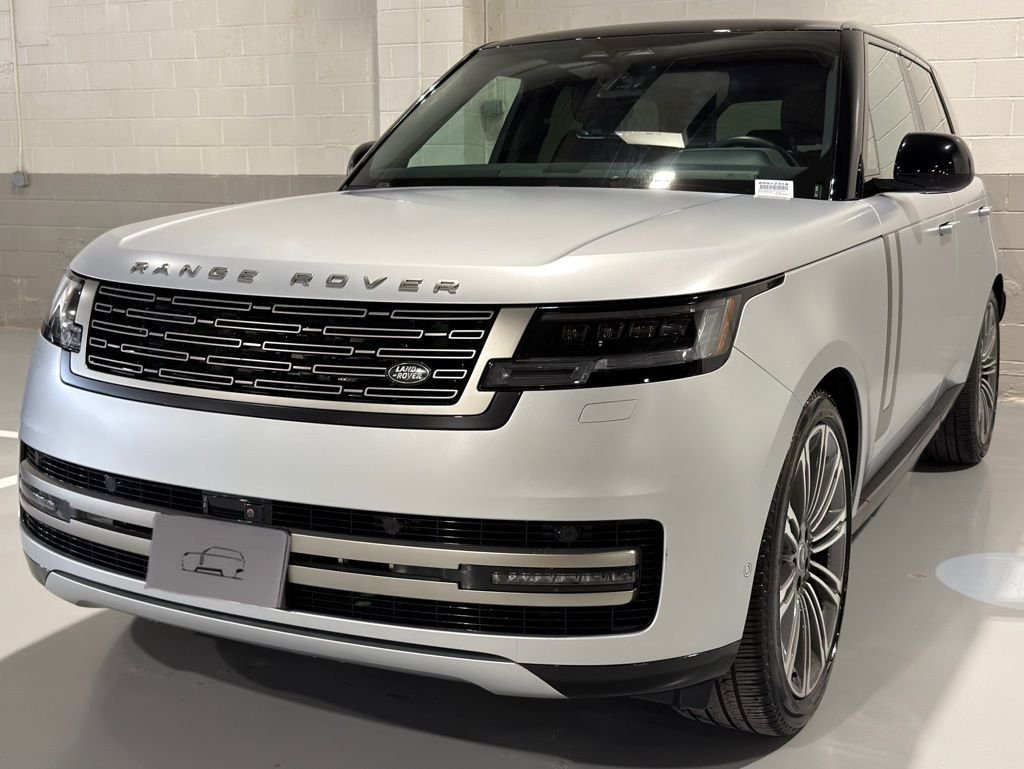 2024 Land Rover Range Rover SE