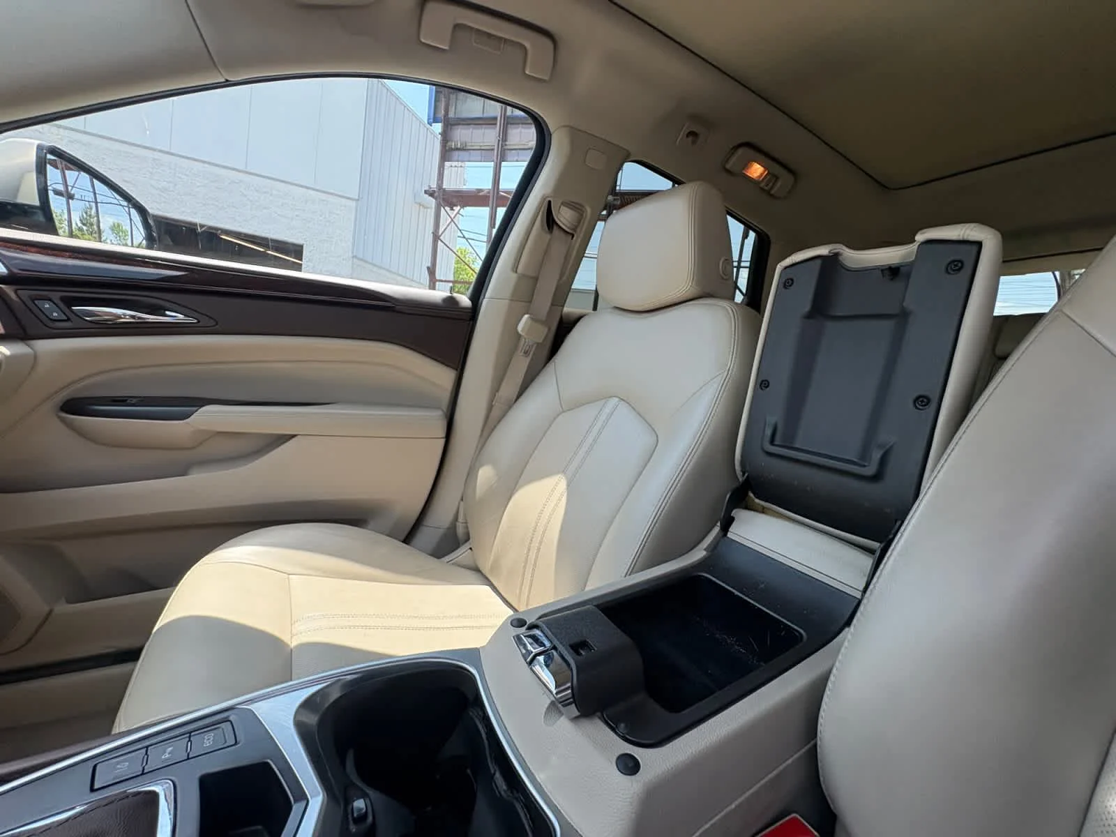 Used 2015 Silver Coast Metallic Cadillac Luxury Collection image 29