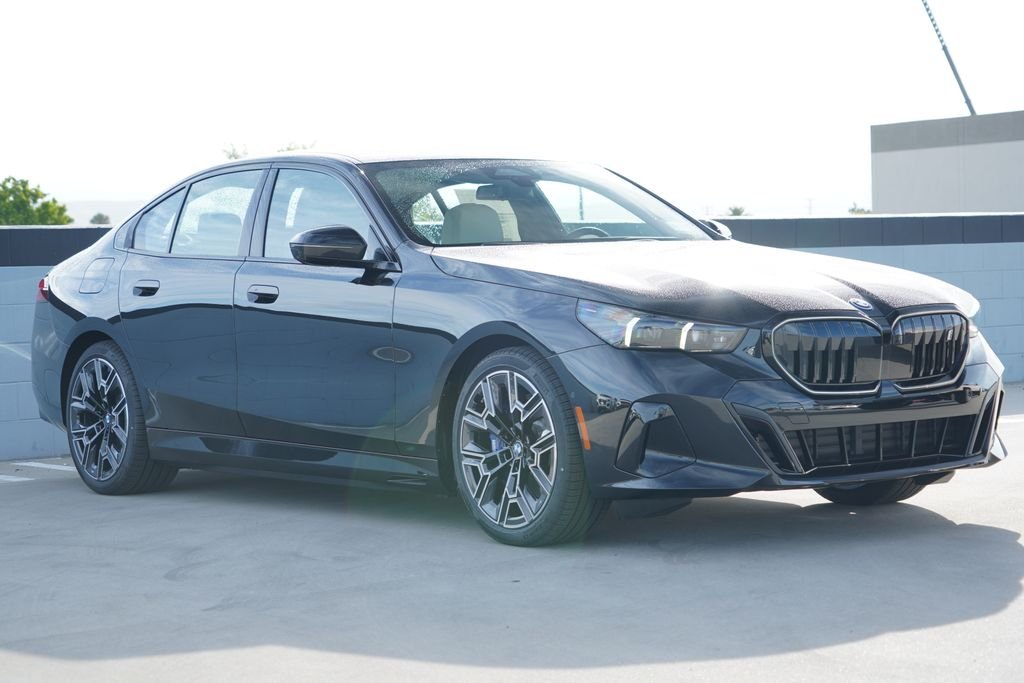 New 2026 Black Sapphire Metallic BMW eDrive40 image 3