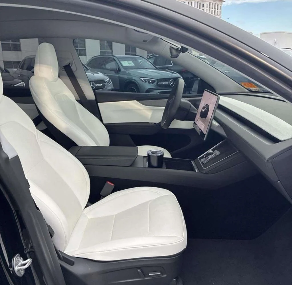 2026 Tesla Model Y Premium - Photo 7
