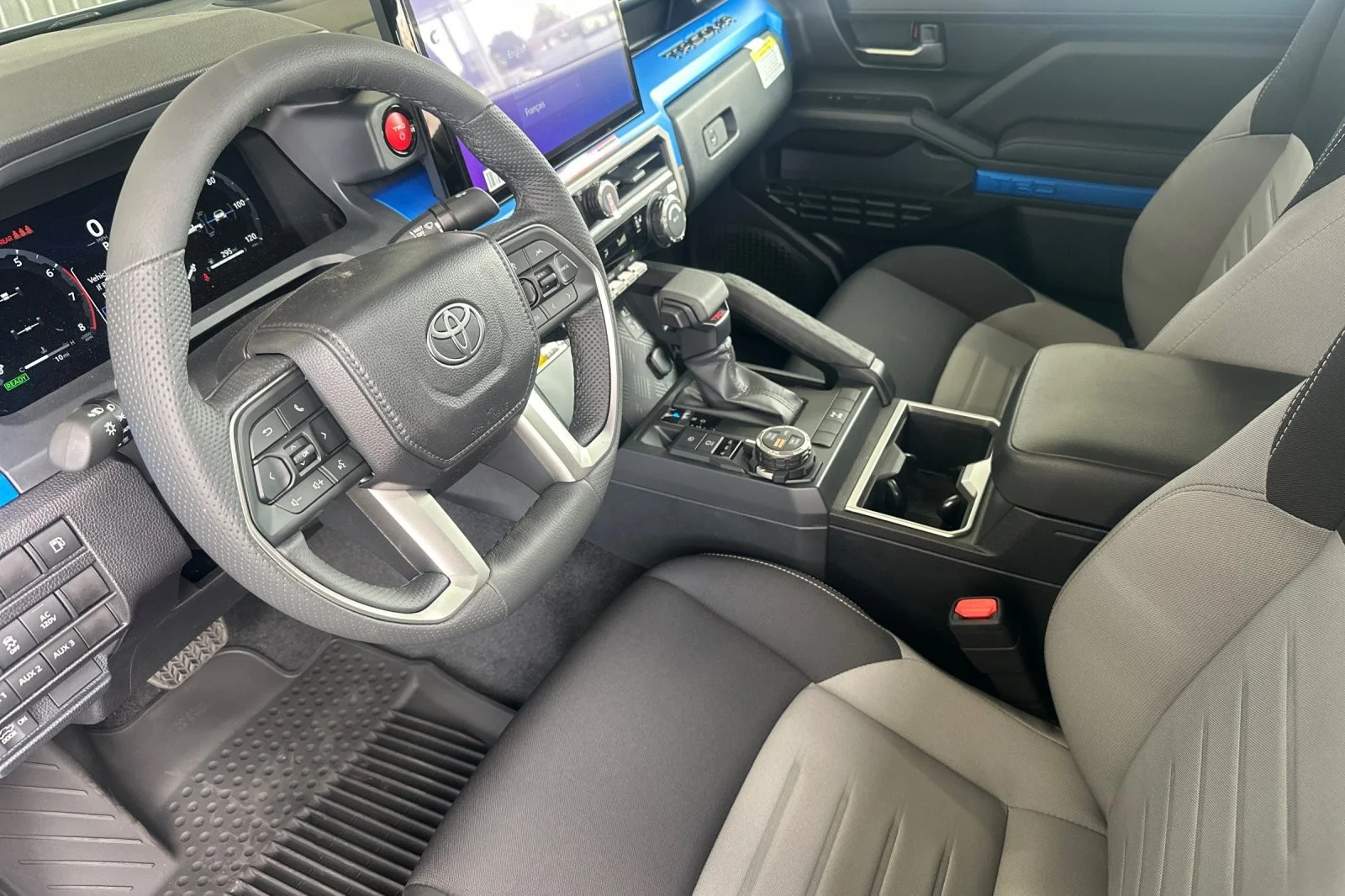2025 Toyota Tacoma TRD Off Road - Photo 9