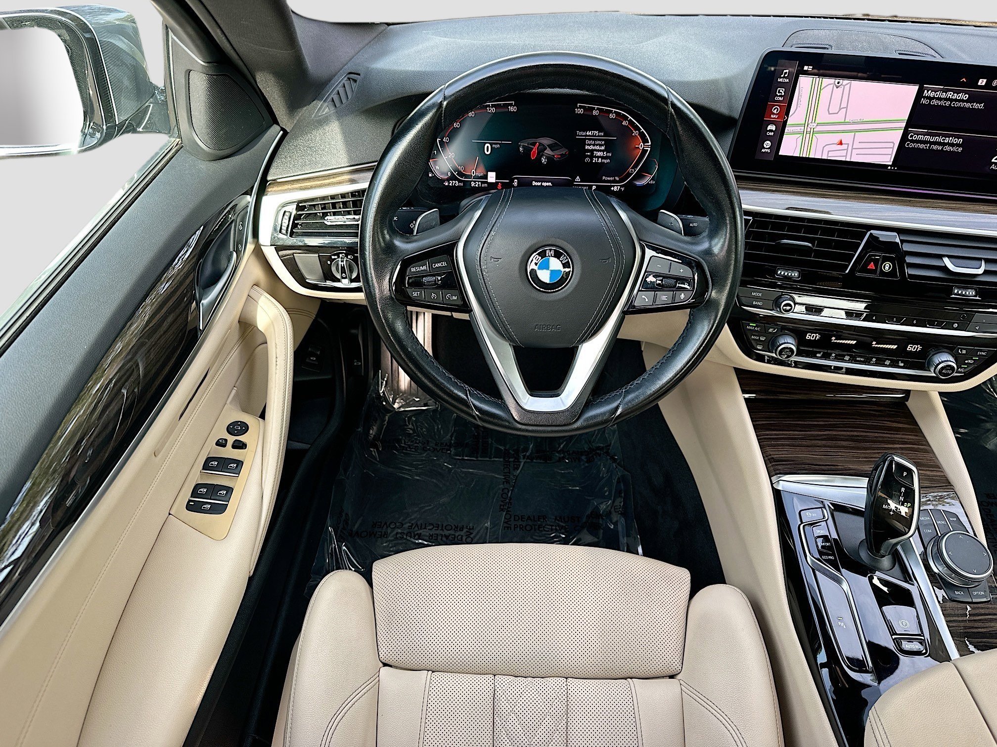 2022 BMW 5 Series 540i - Photo 23