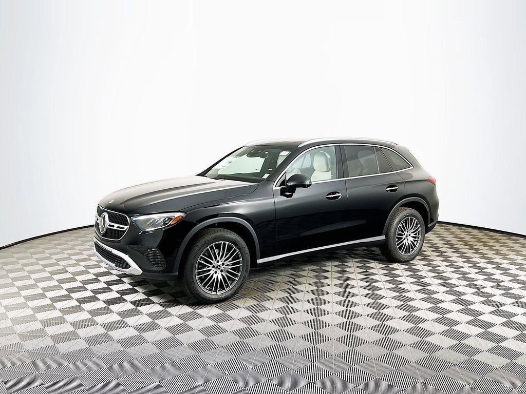 New 2026 Black Mercedes-Benz GLC 300 image 34