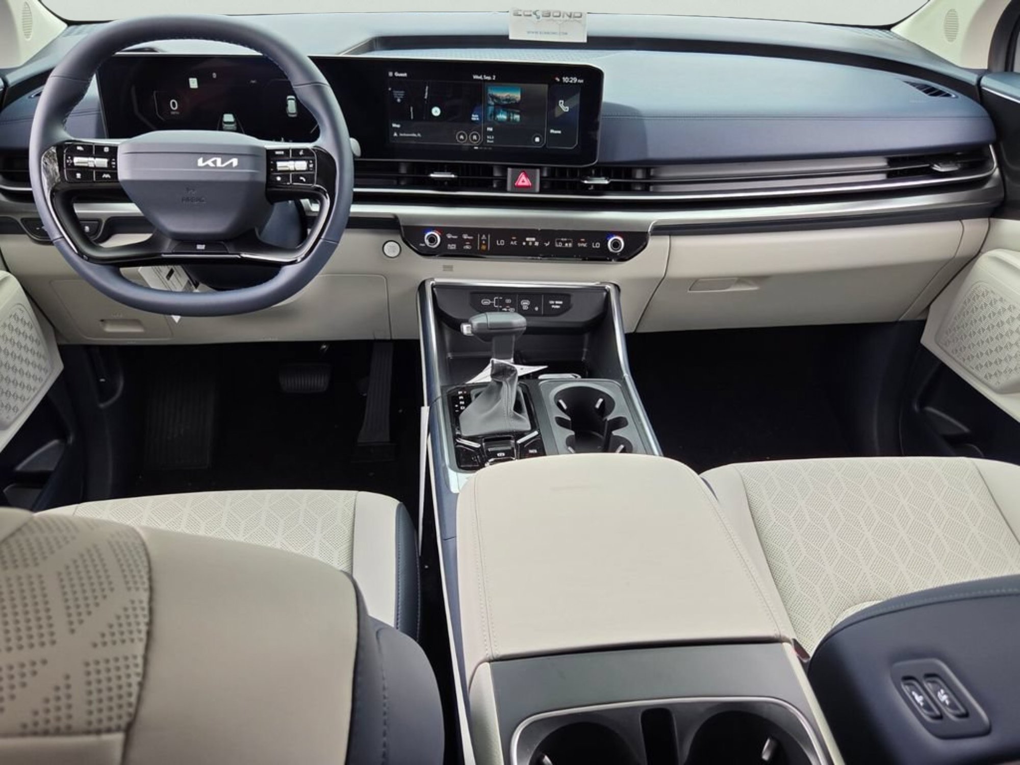 New 2027 Ceramic Silver Kia SX image 12