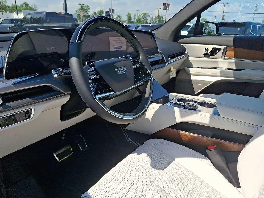 2026 Cadillac VISTIQ Luxury - Photo 16