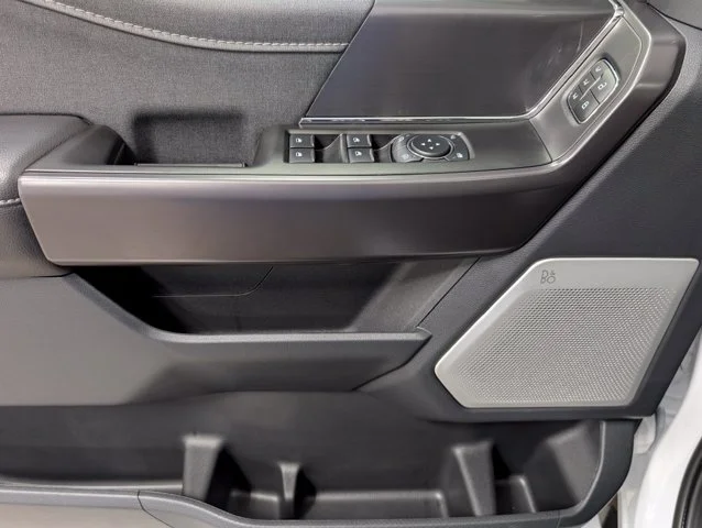 New 2026 Oxford White Ford Lariat® image 57