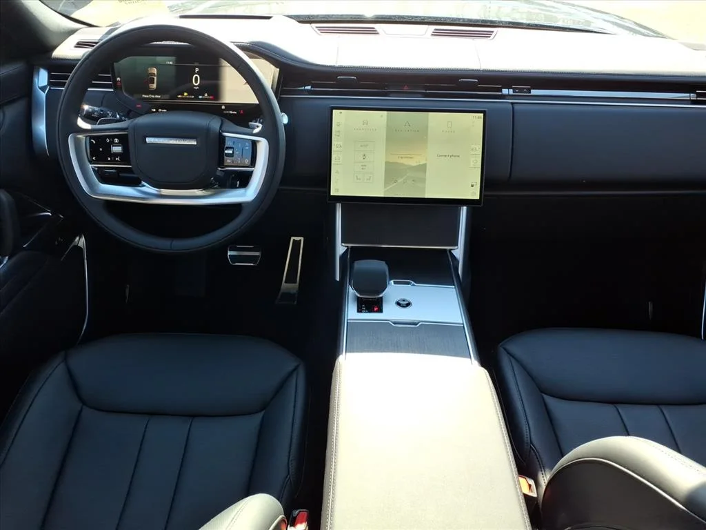 New 2026 Carpathian Grey Land Rover SE LWB image 4