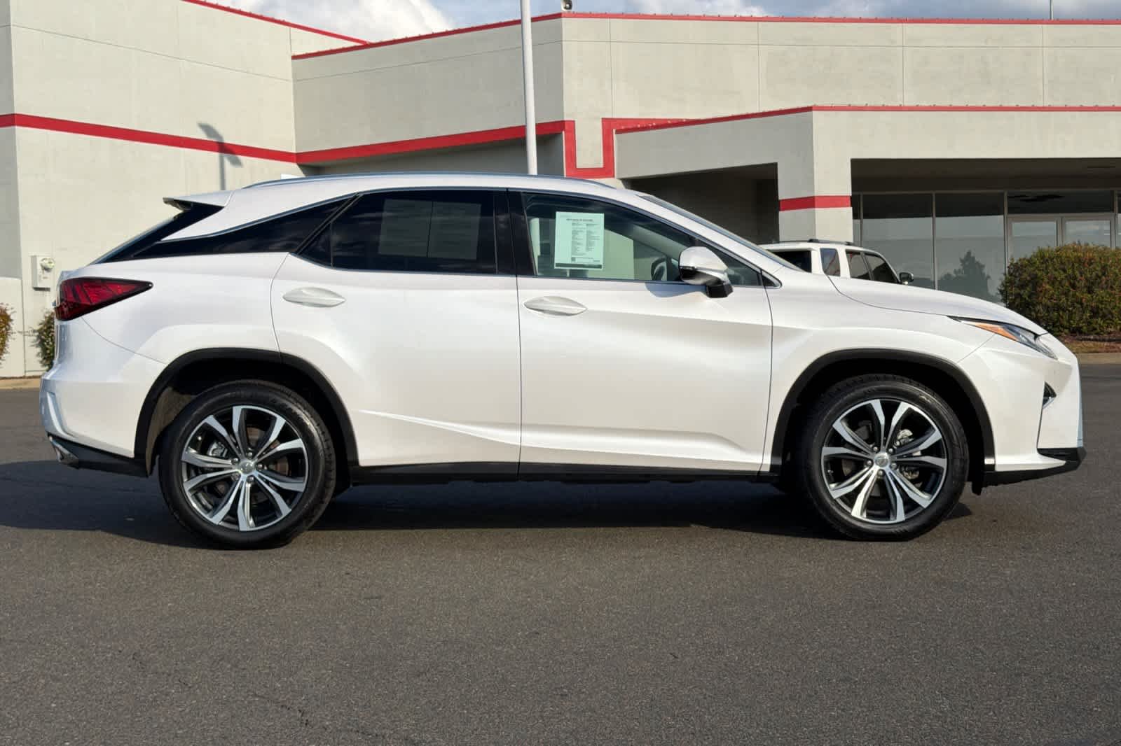 Used 2017 Eminent White Pearl Lexus  image 6