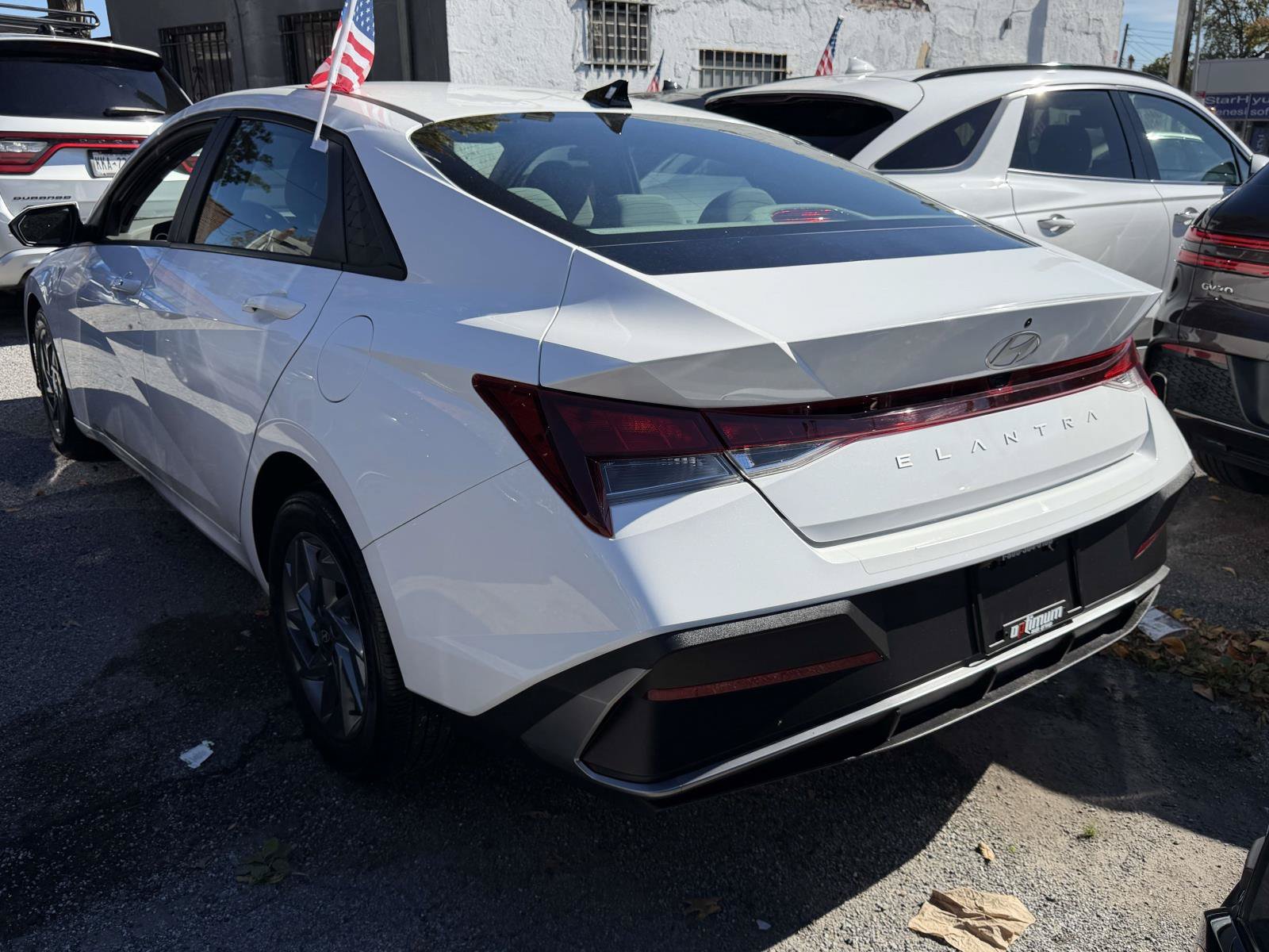 Used 2024 Serenity White Hyundai SEL image 4
