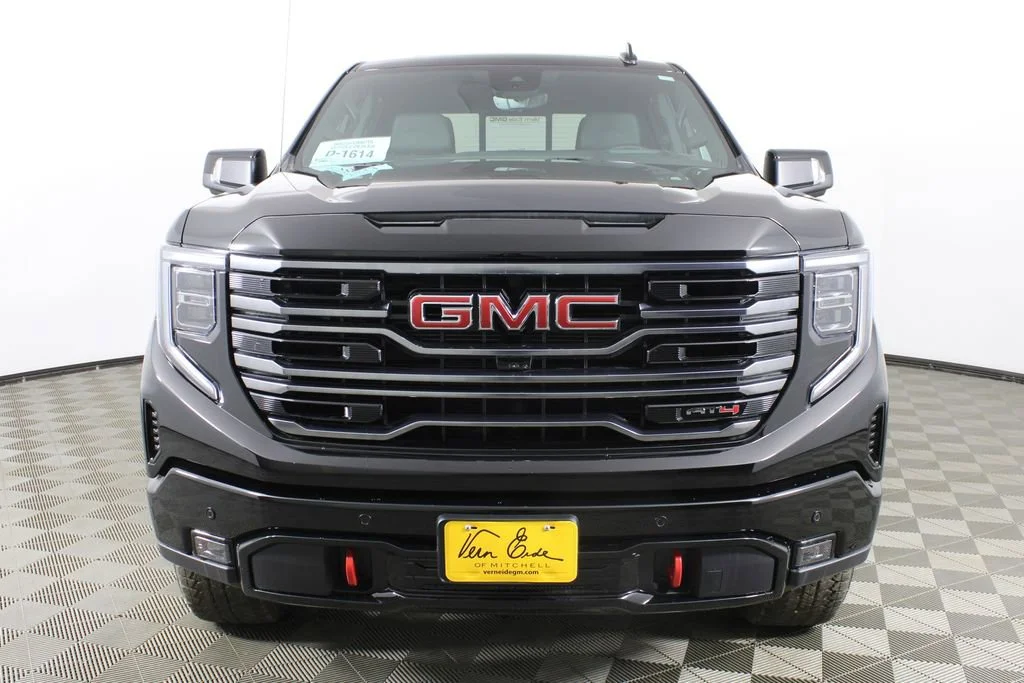 2026 GMC Sierra 1500 AT4 - Photo 2