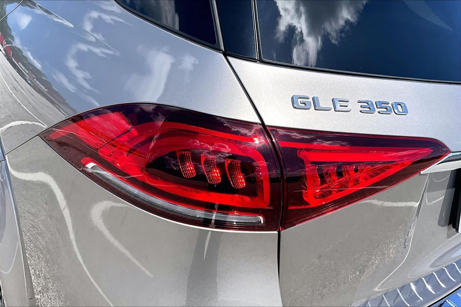 Used 2021 Mojave Silver Metallic Mercedes-Benz GLE 350 image 29