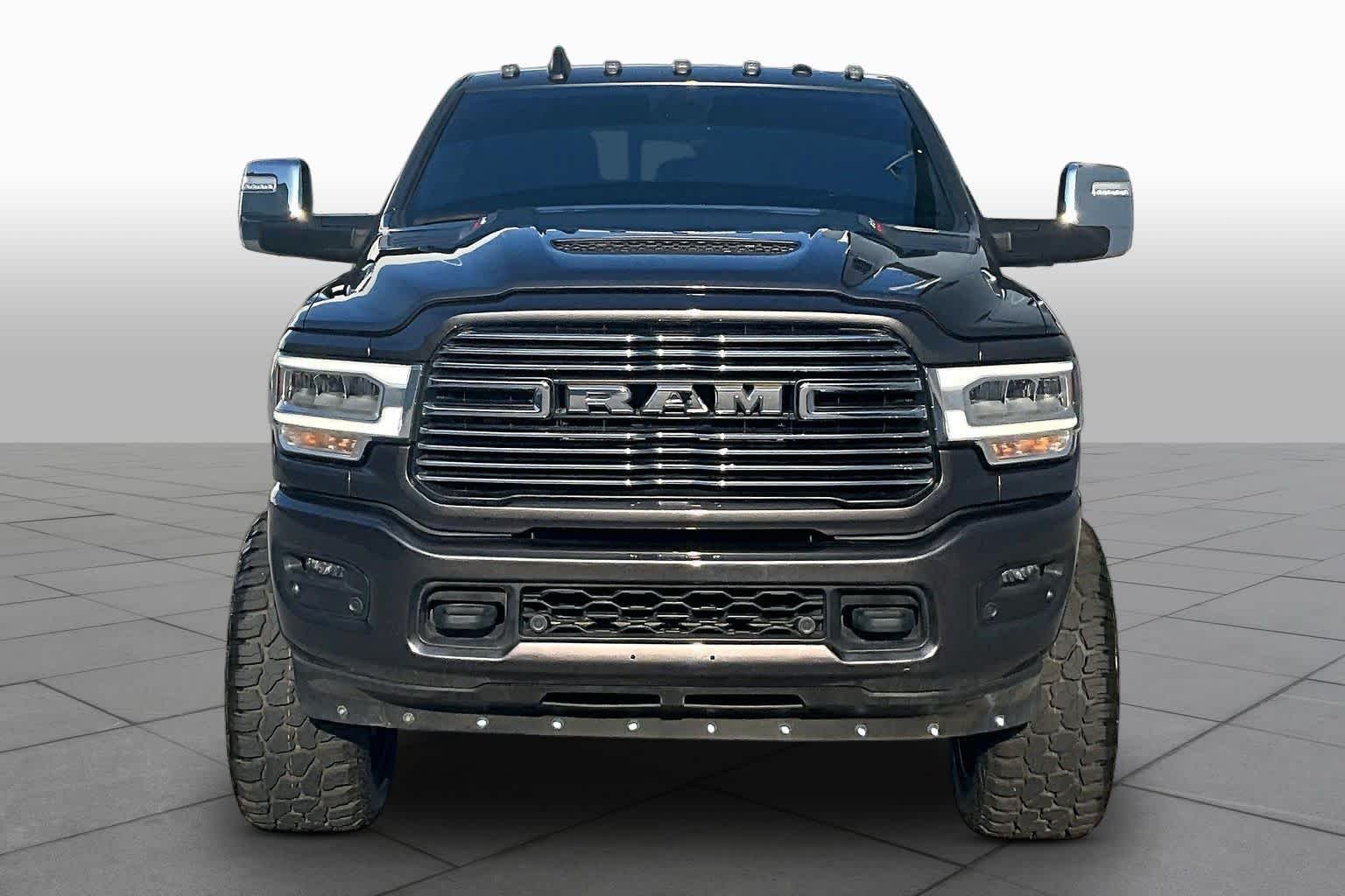 Used 2023 Granite Crystal Metallic Clearcoat Ram Laramie image 4
