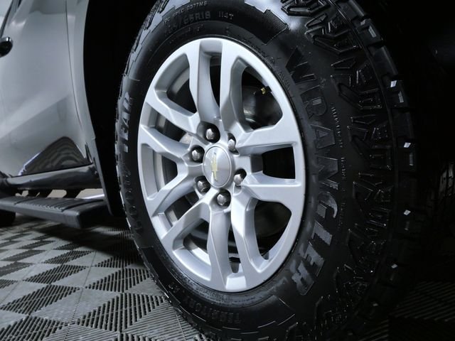 Used 2019 Chevrolet Silverado 1500 LT with VIN 1GCRYDEK3KZ385733 for sale in Apple Valley, Minnesota