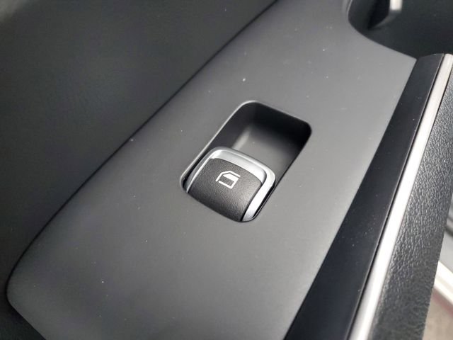 New 2026 Ivory Kia EX image 15